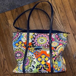 Vera Bradley Flower pattern purse